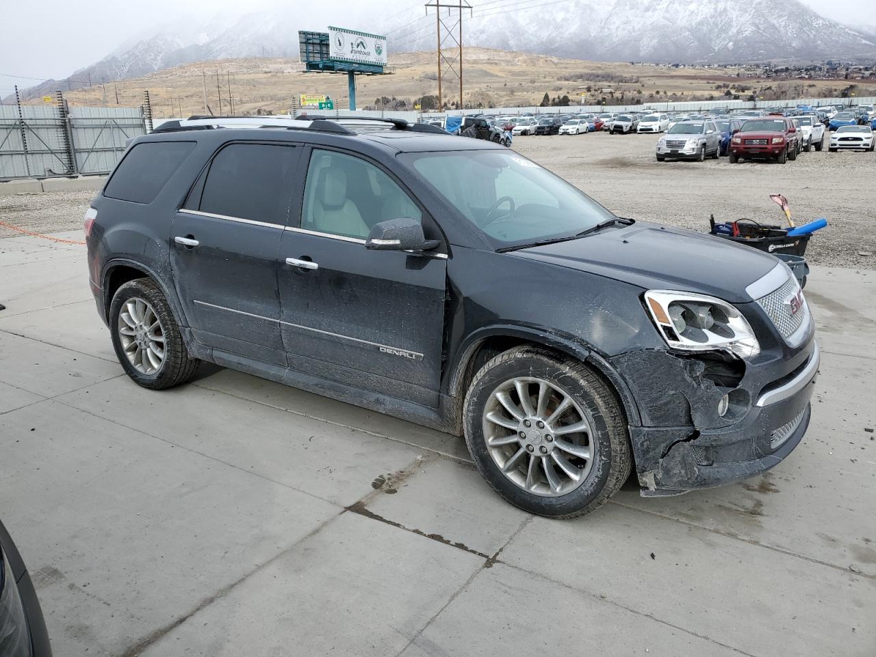 2012 GMC Acadia - Image 4