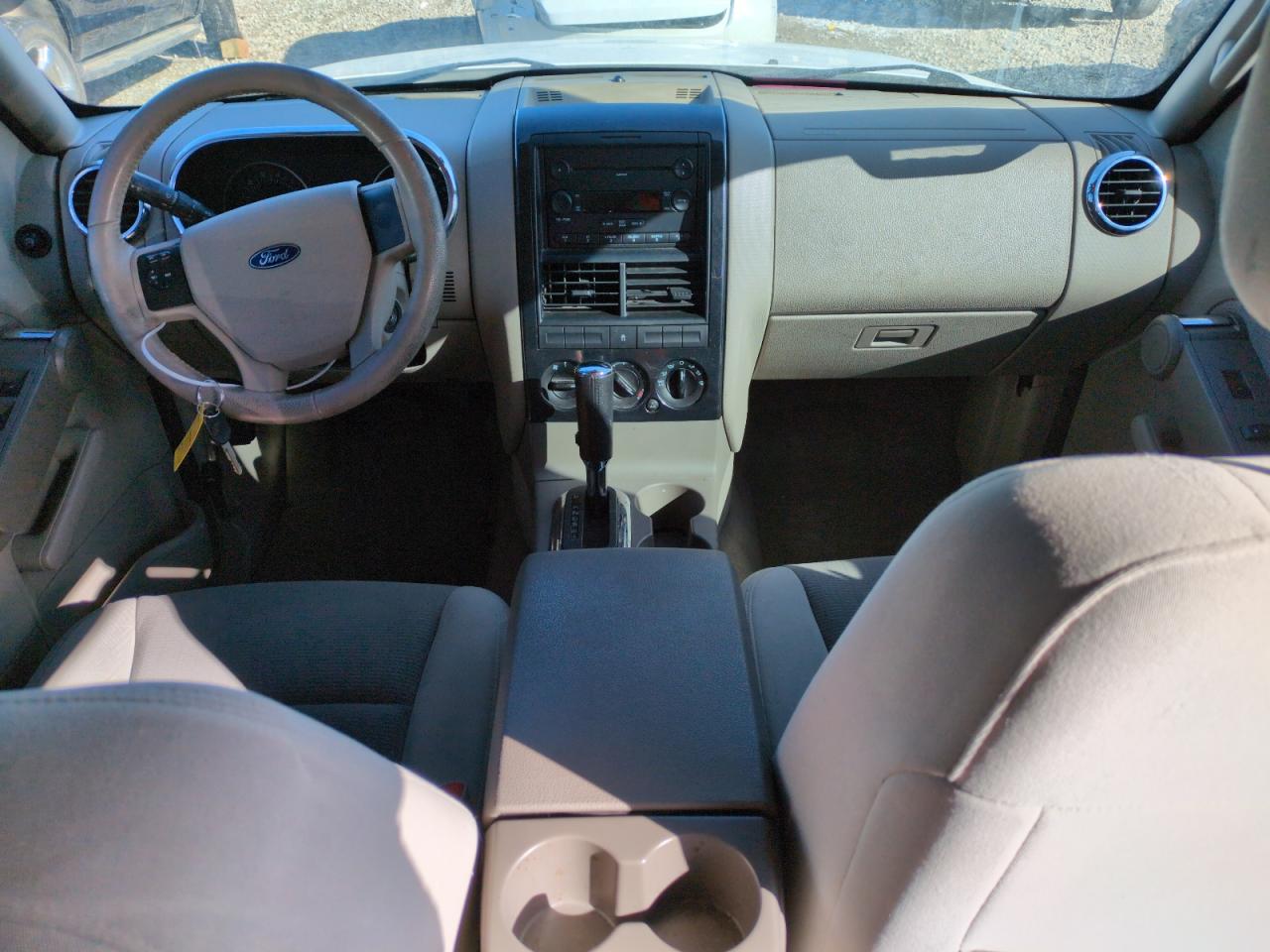 2007 Ford Explorer - Image 8