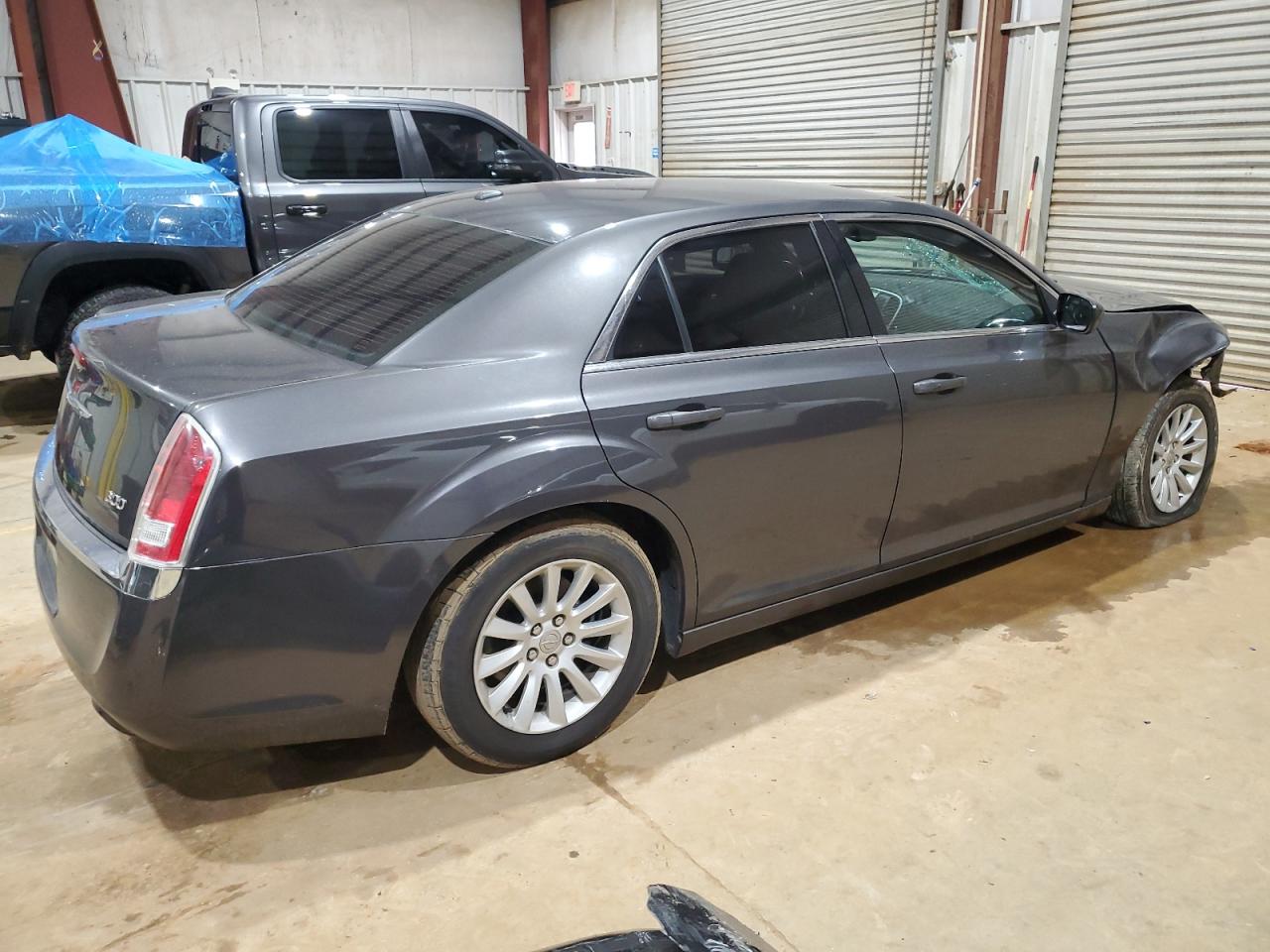 2013 Chrysler 300 - Image 3