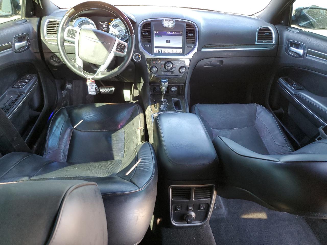 2011 Chrysler 300 - Image 8