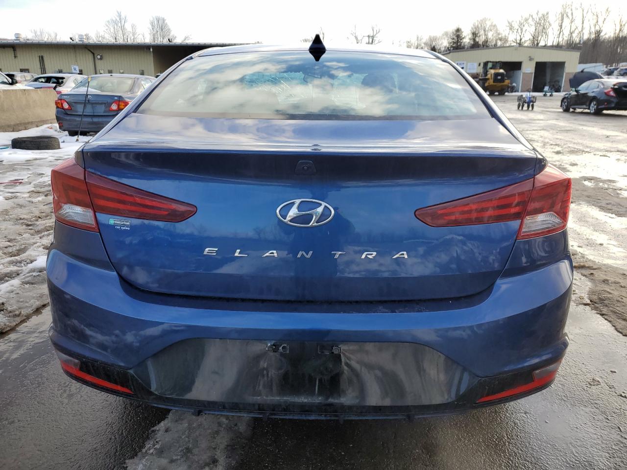 2020 Hyundai Elantra - Image 6