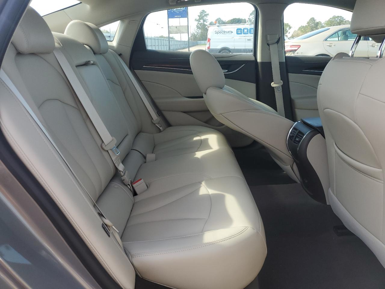 2017 Buick LaCrosse - Image 10