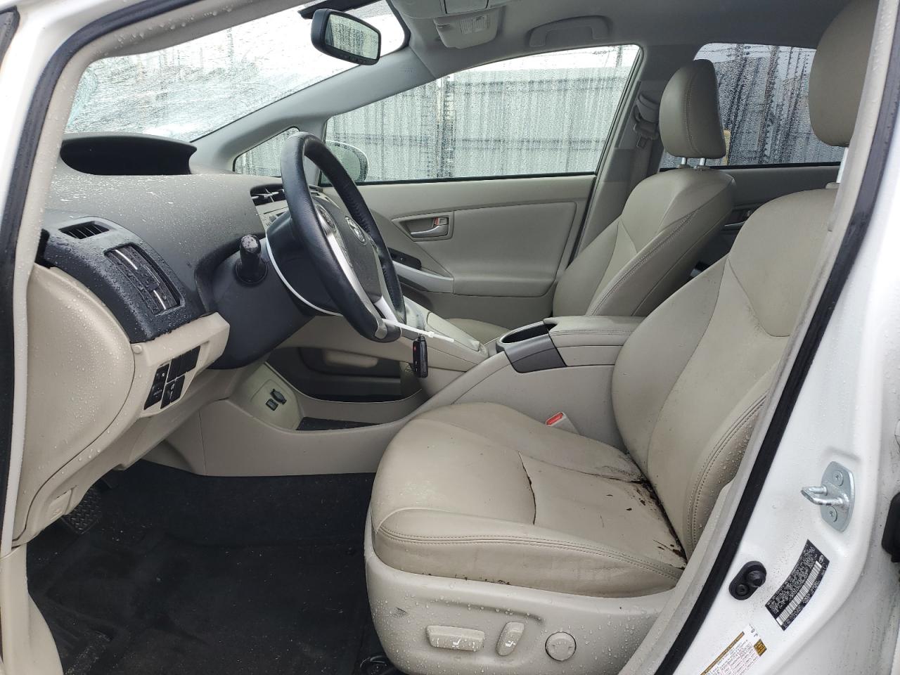 2014 Toyota Prius - Image 7
