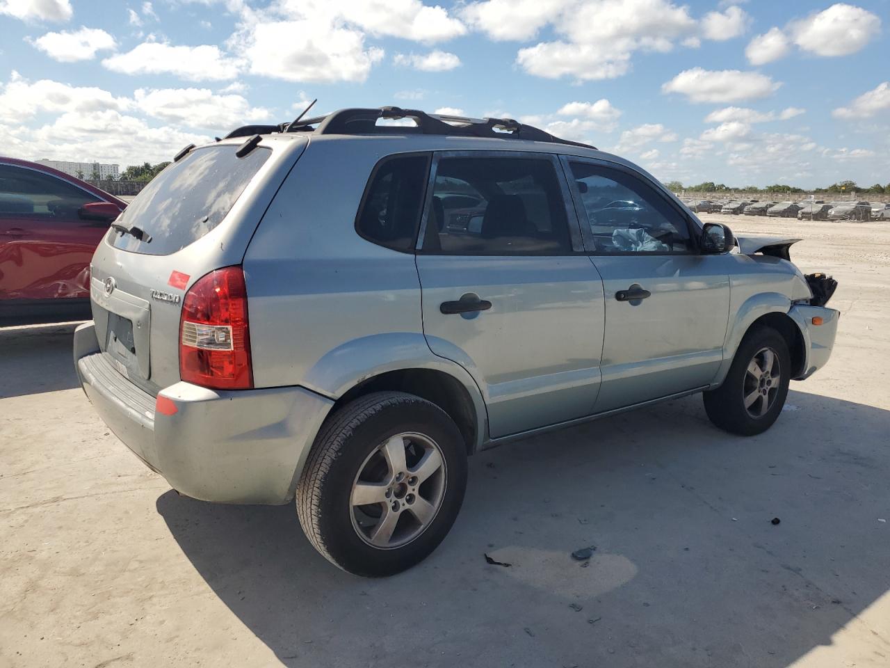 2005 Hyundai Tucson - Image 3