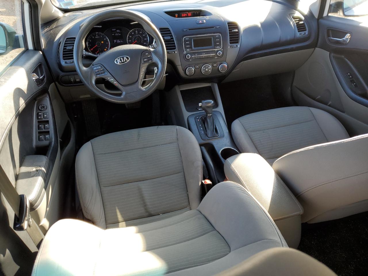 2014 Kia Forte - Image 8