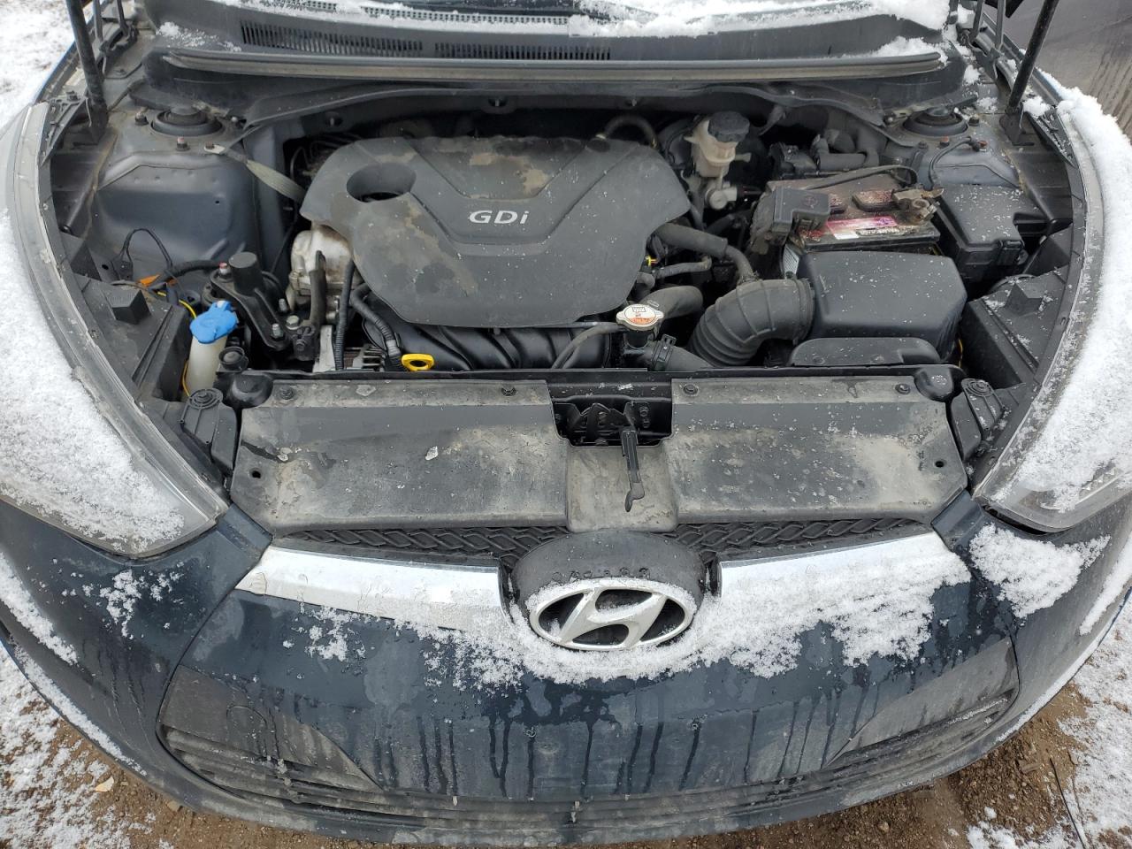 2014 Hyundai Veloster - Image 11