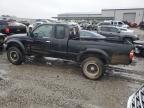 2004 Toyota Tacoma Xtracab na sprzedaż w Earlington, KY - Side