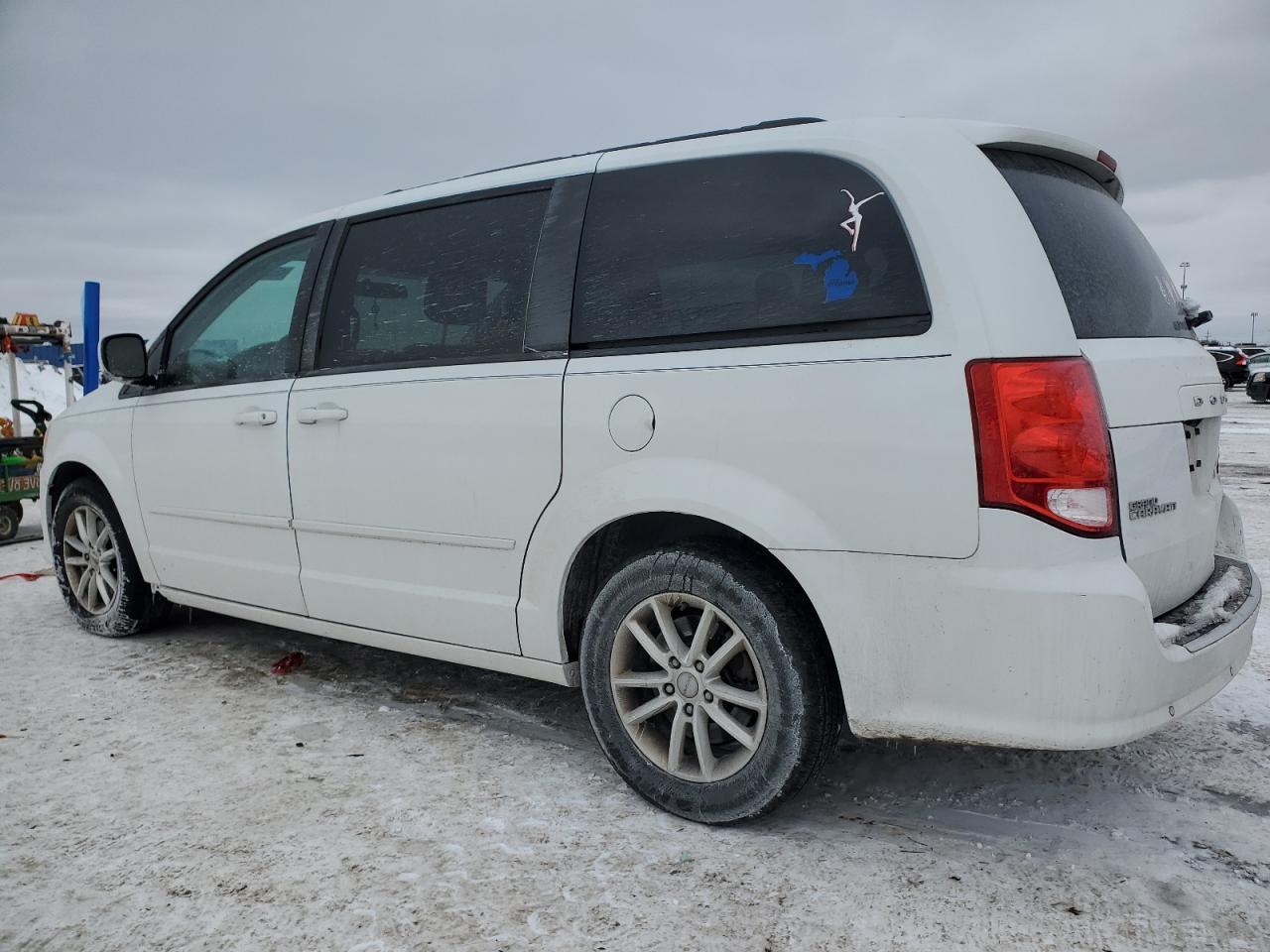 2016 Dodge Caravan - Image 2