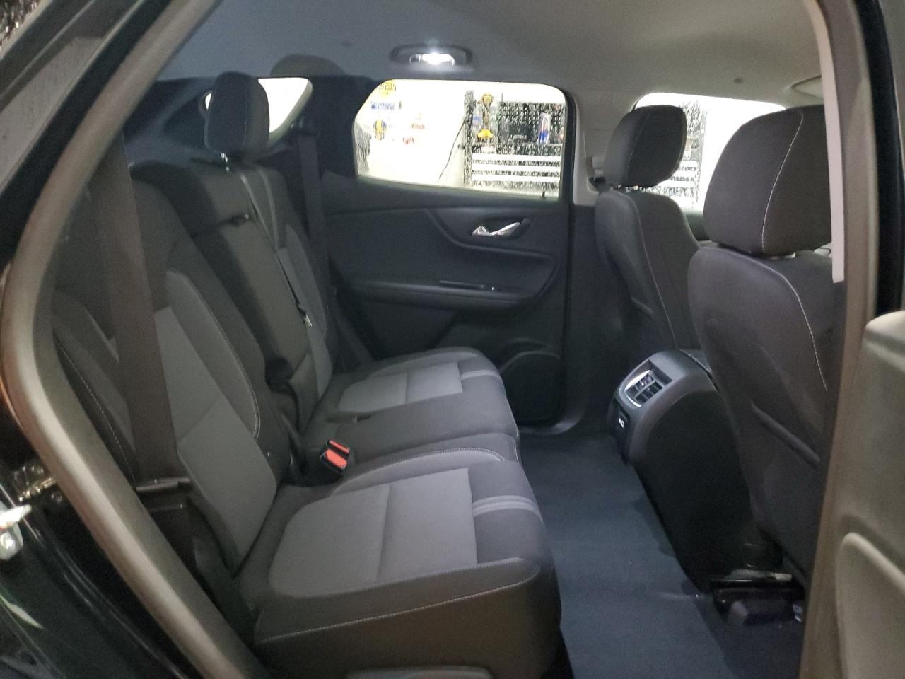 2023 Chevrolet Blazer - Image 11