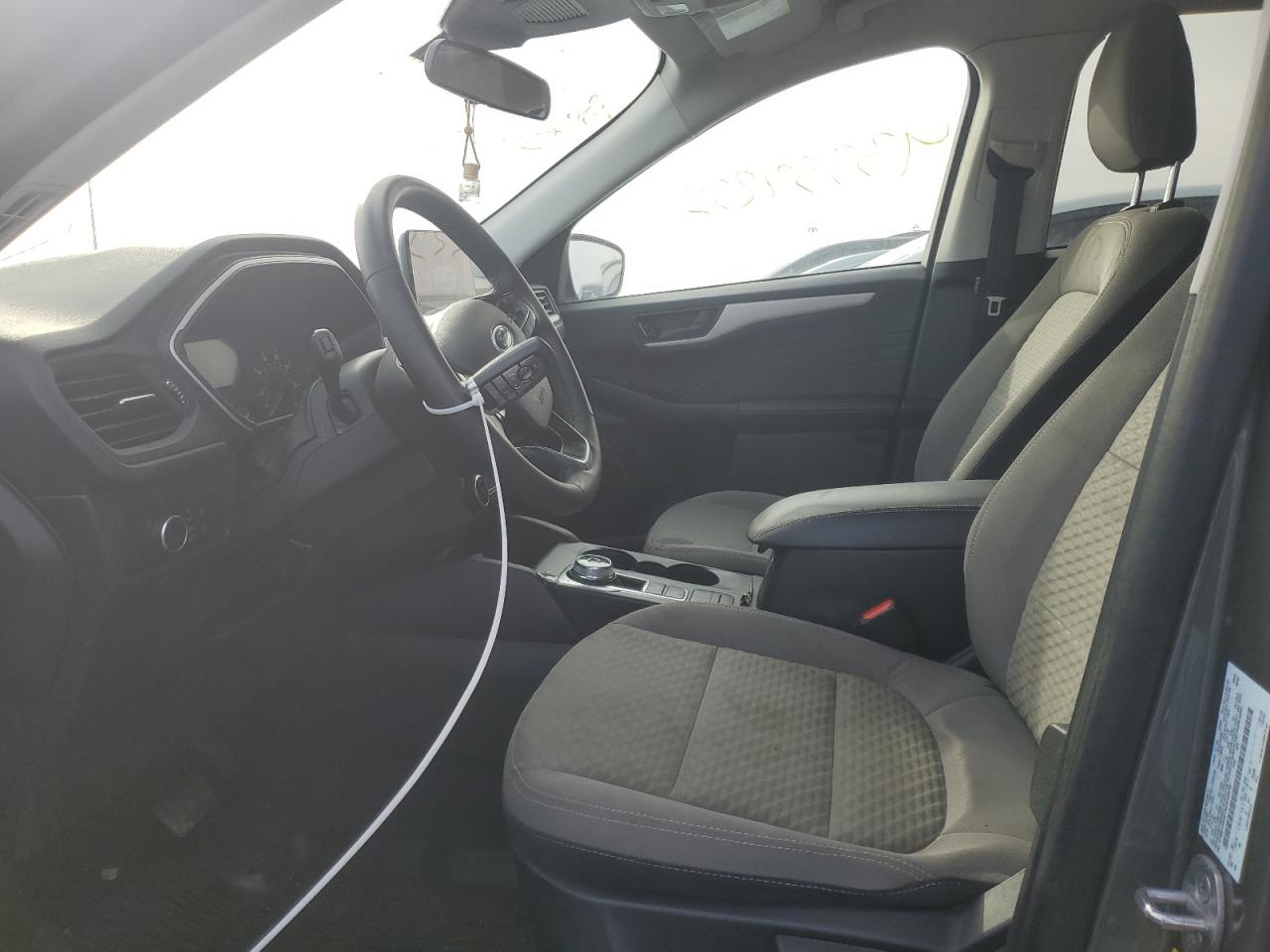 2022 Ford Escape - Image 7