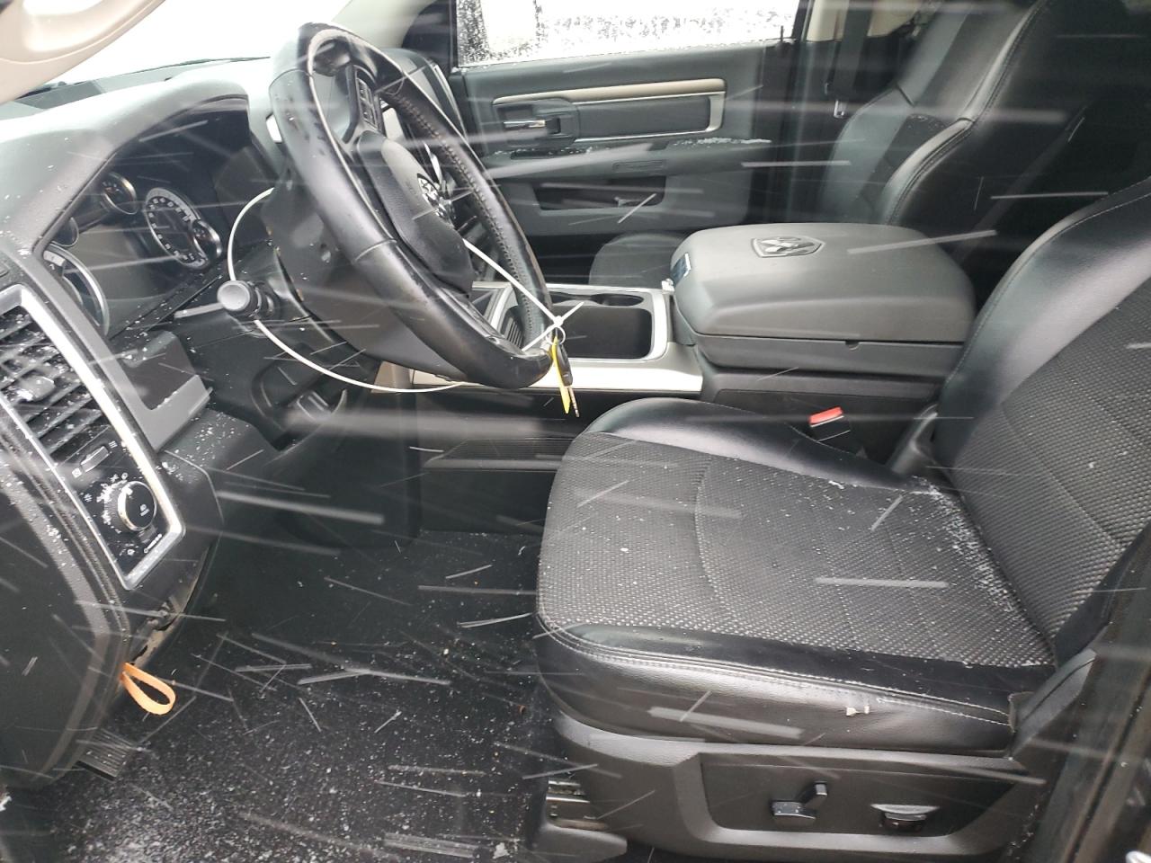 2018 RAM 1500 - Image 7