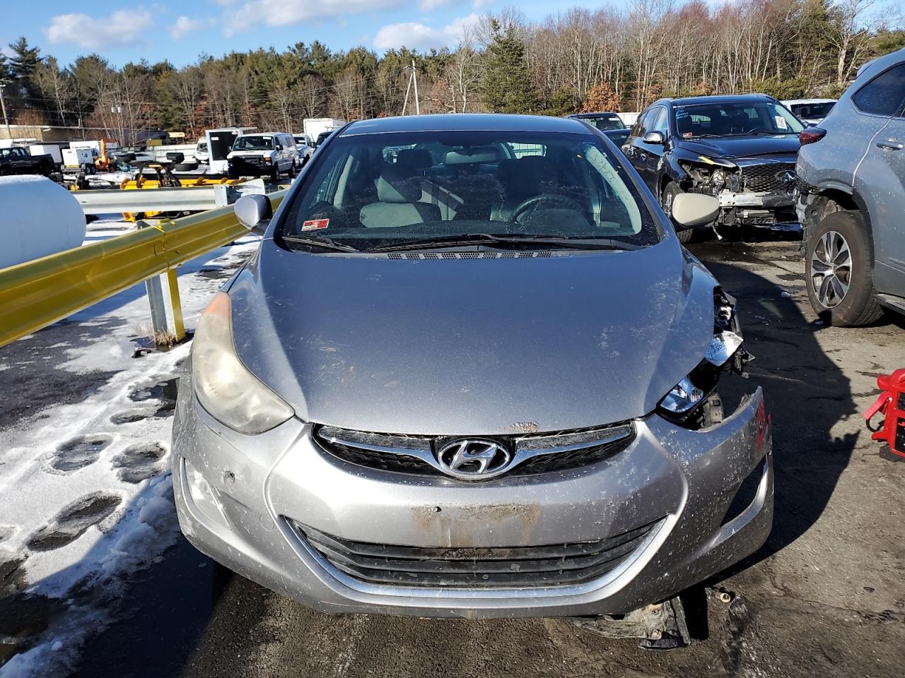 2013 Hyundai Elantra - Image 5