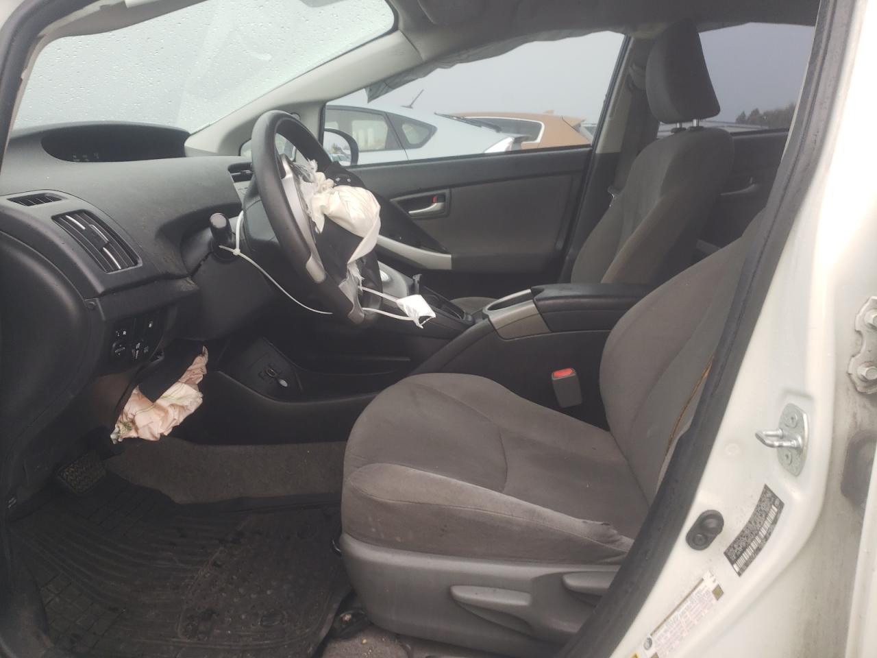 2014 Toyota Prius - Image 7