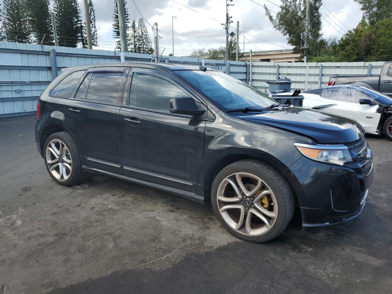2011 Ford Edge - Image 4