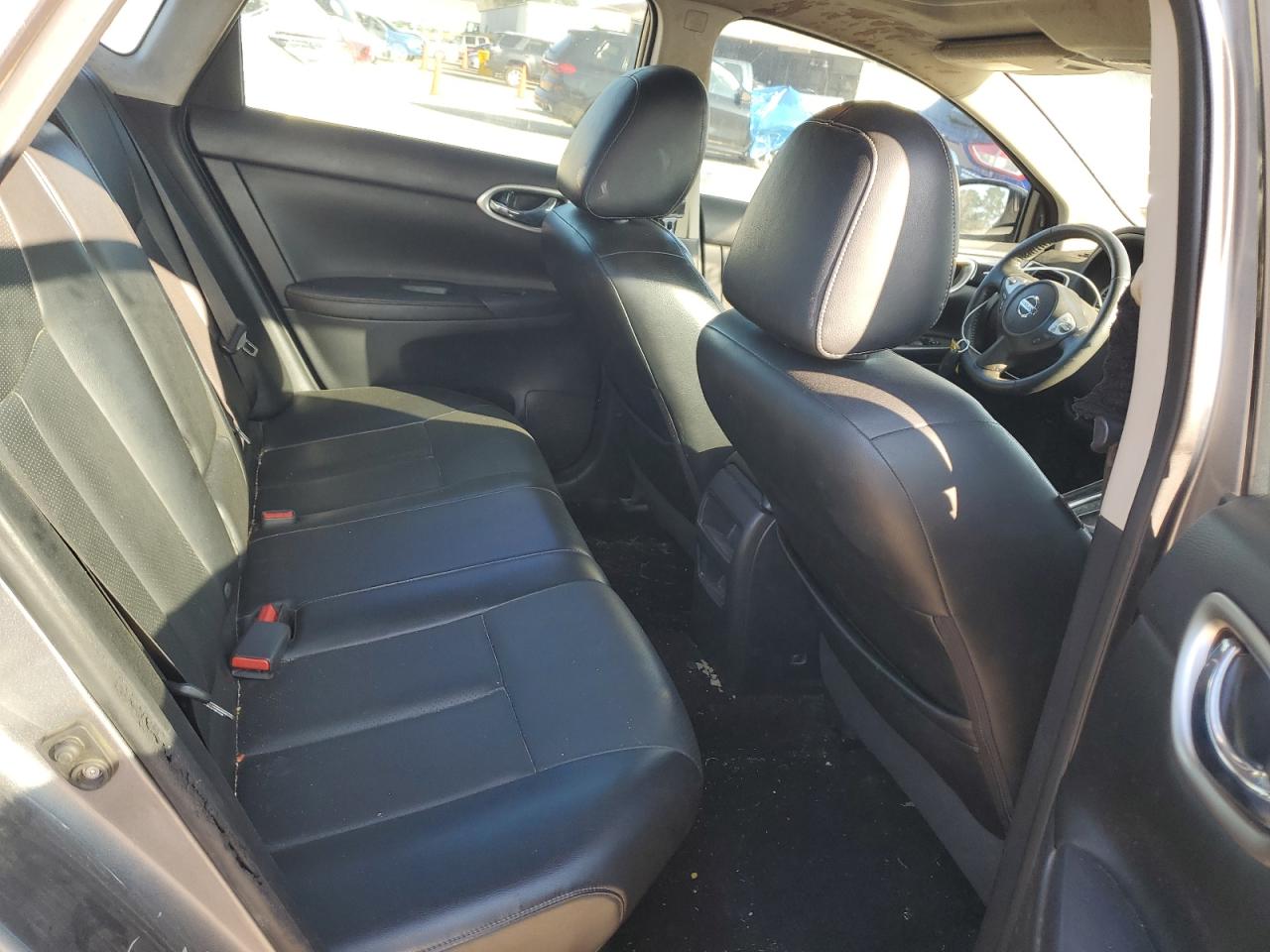 2016 Nissan Sentra - Image 10