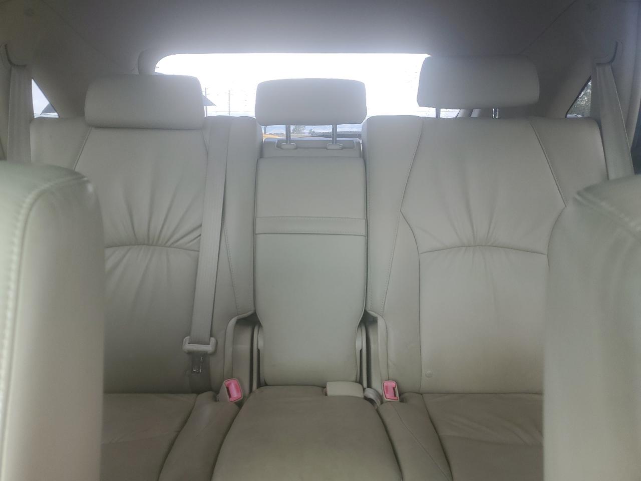 2007 Lexus RX - Image 10