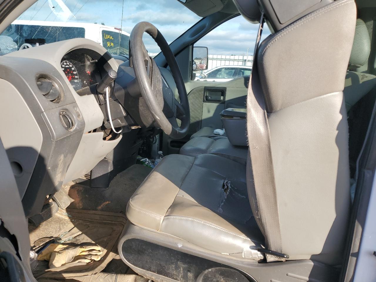 2004 Ford F-150 - Image 7