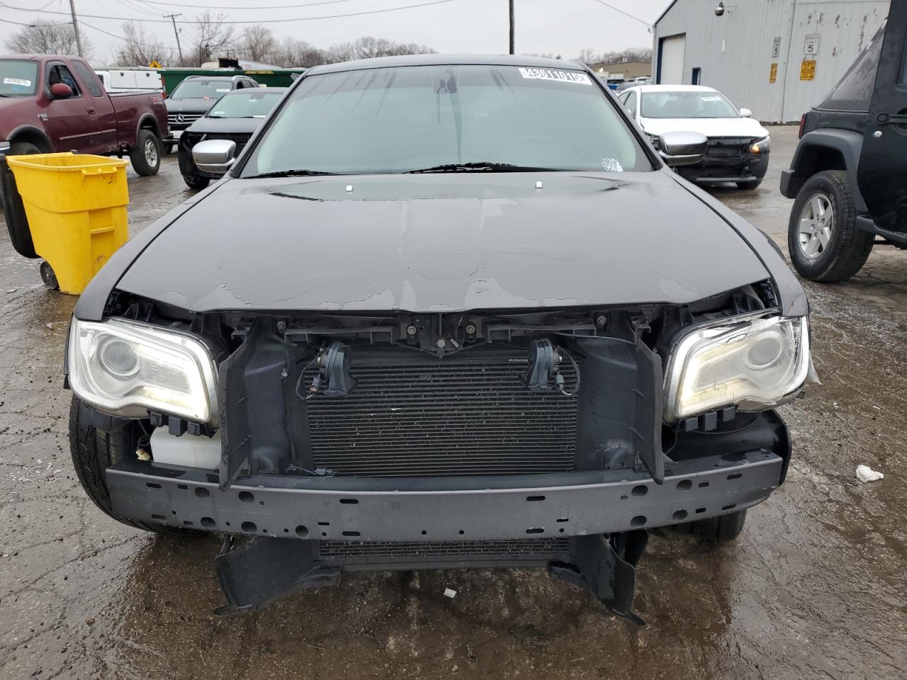2018 Chrysler 300 - Image 5