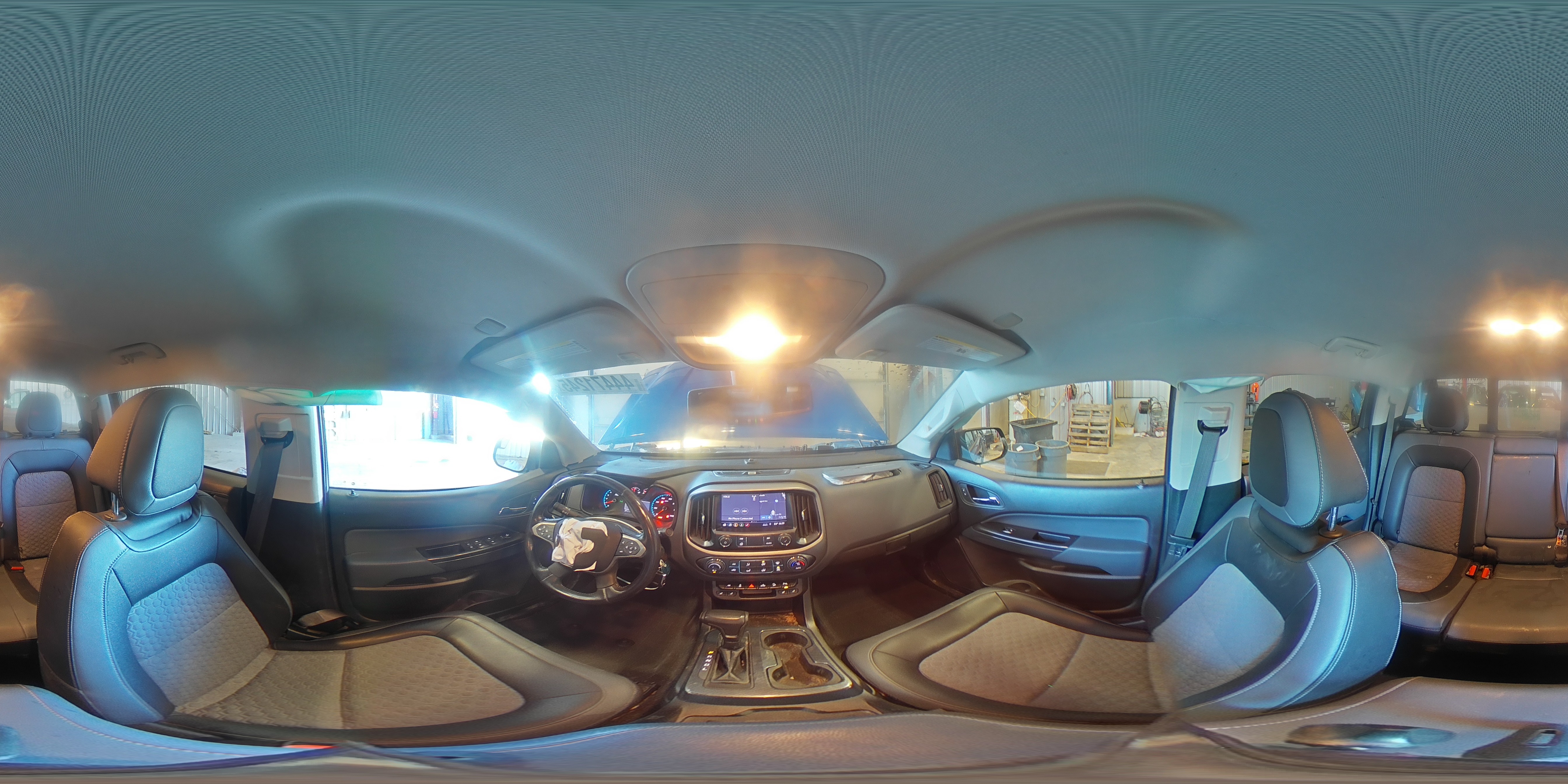2020 Chevrolet Colorado - Image 12