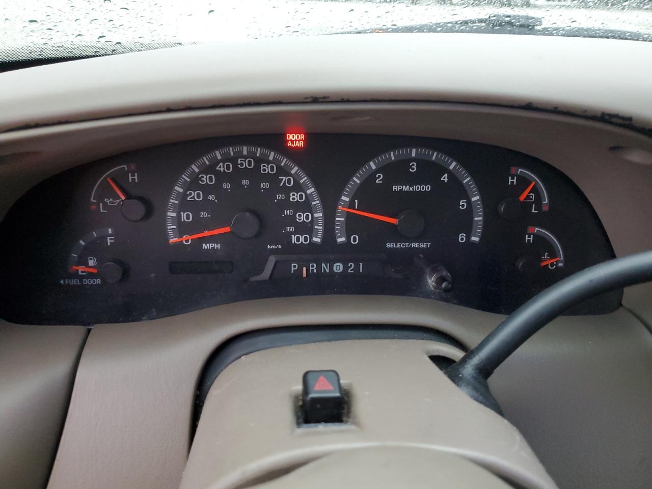 2000 Ford Expedition - Image 9