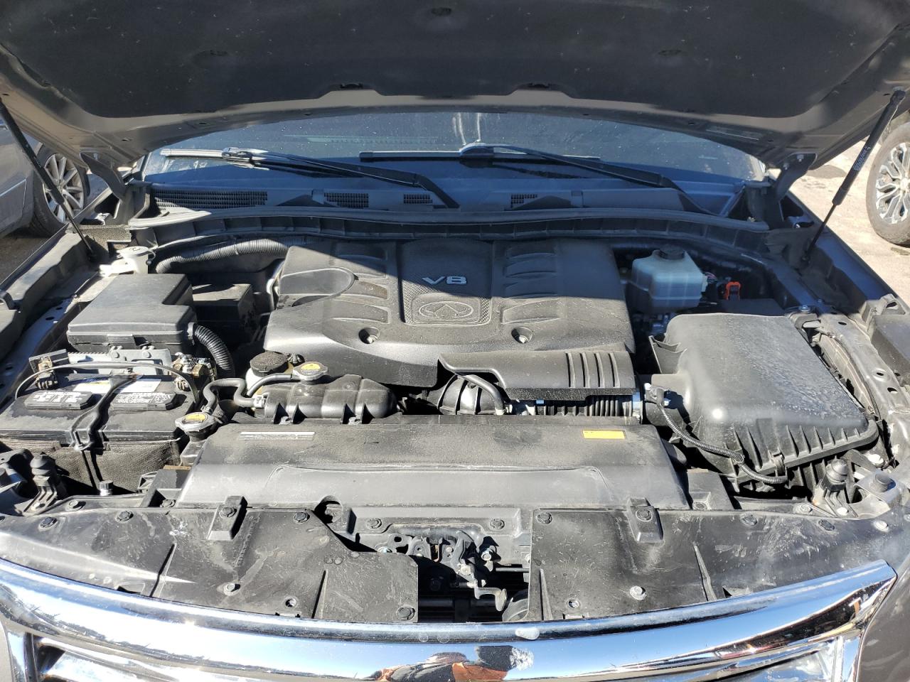 2014 Infiniti QX80 - Image 14