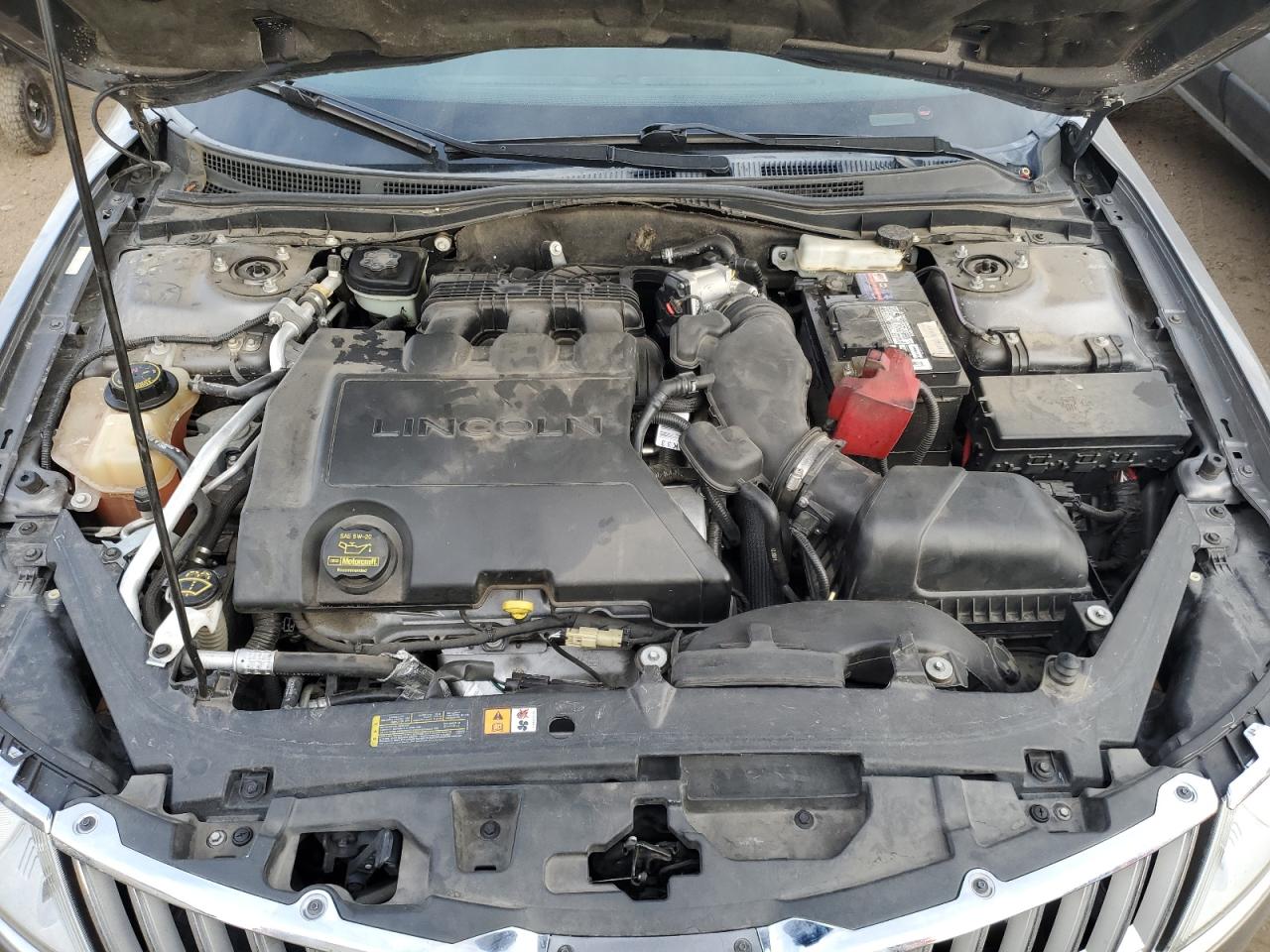 2012 Lincoln MKZ - Image 13