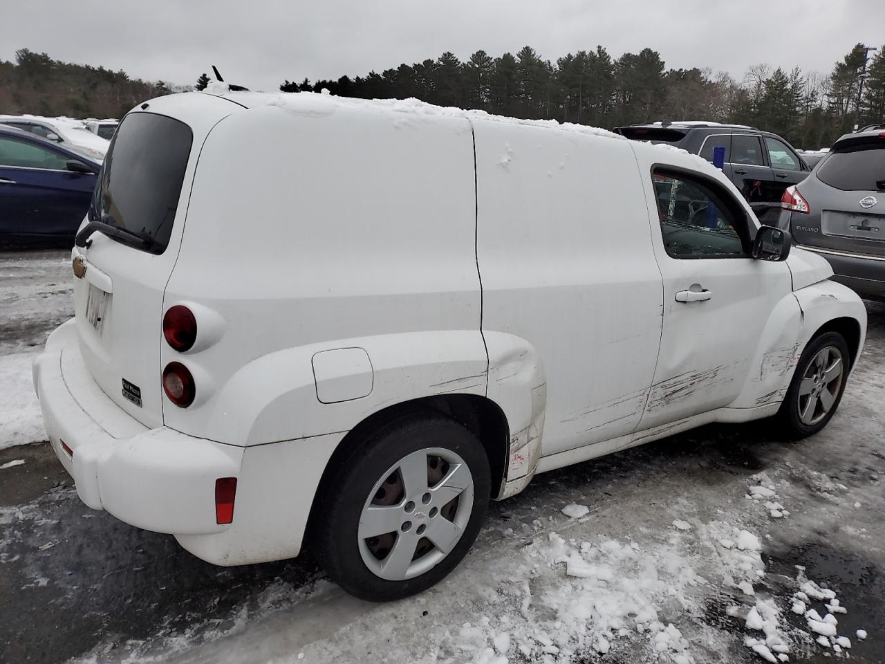2011 Chevrolet HHR - Image 3