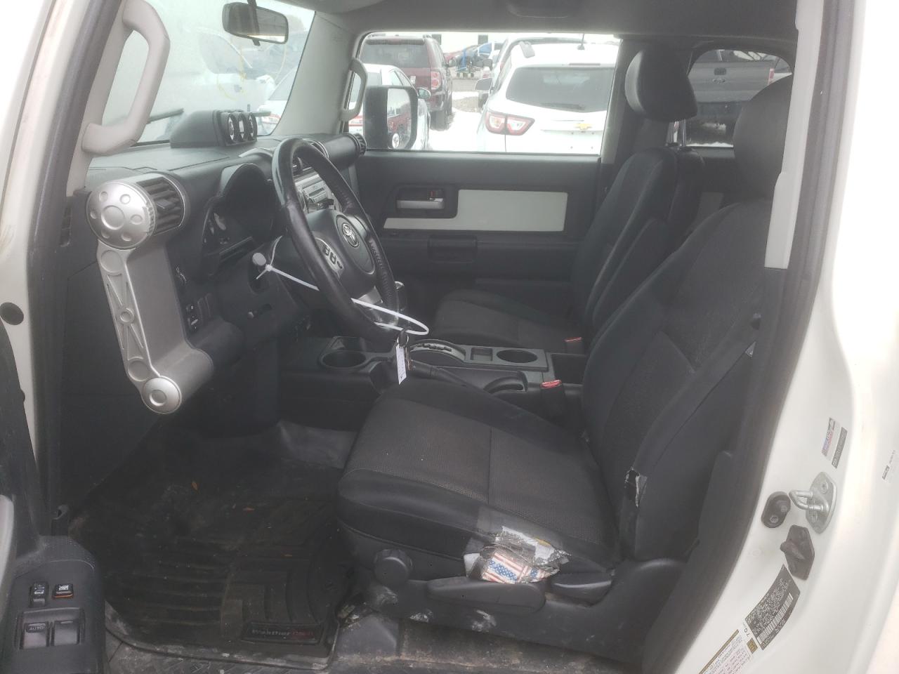 2008 Toyota FJ Cruiser - Image 7