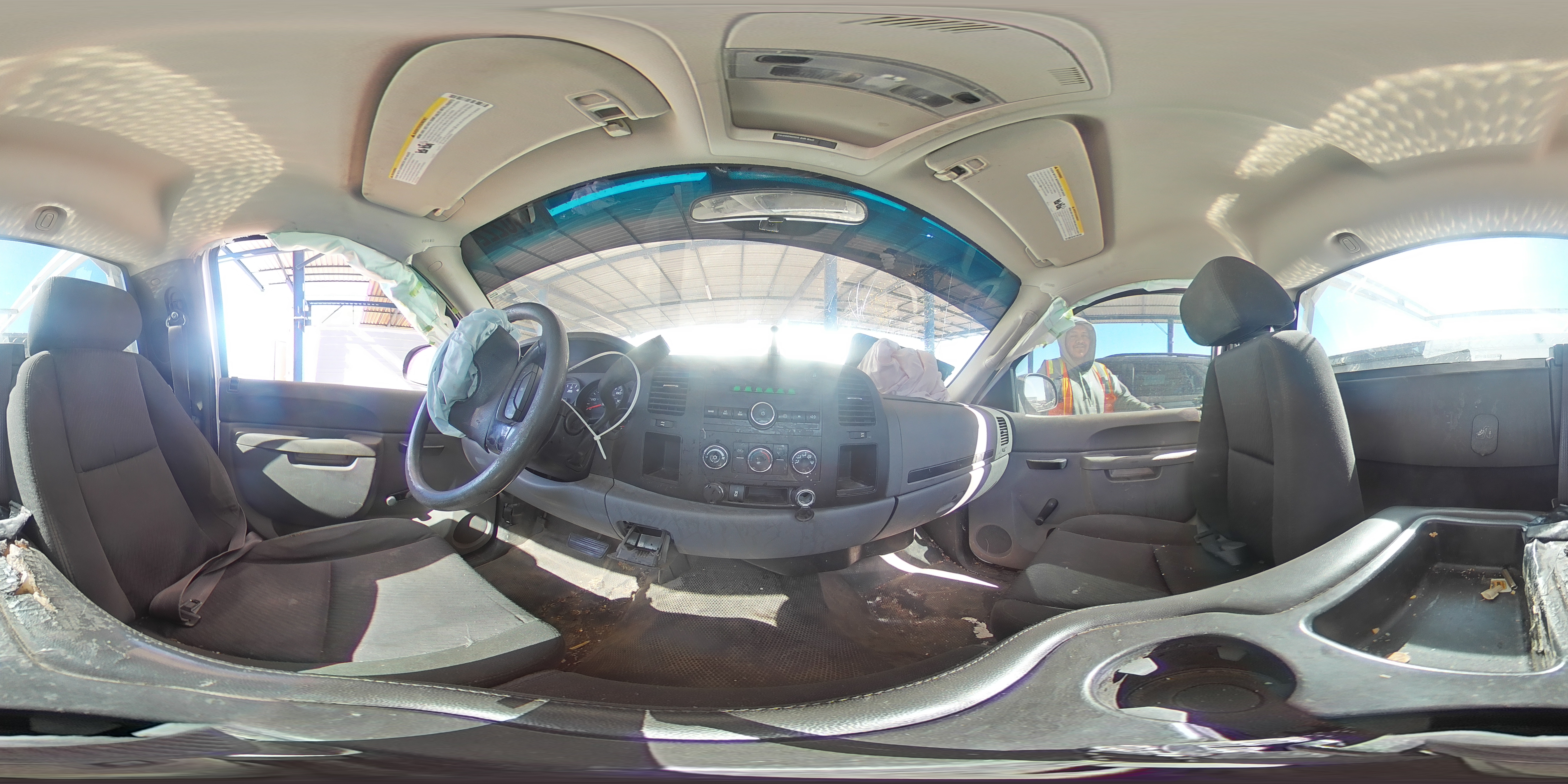 2012 Chevrolet Silverado - Image 13