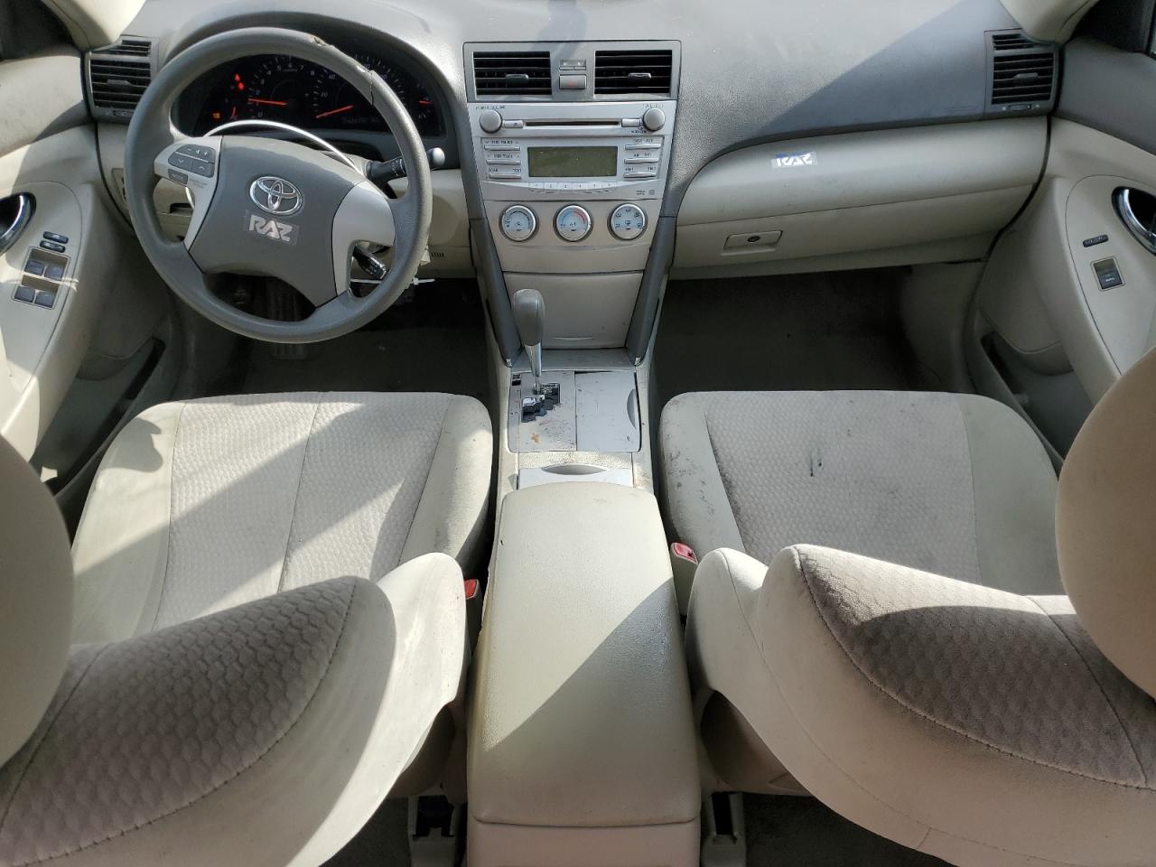 2011 Toyota Camry - Image 8