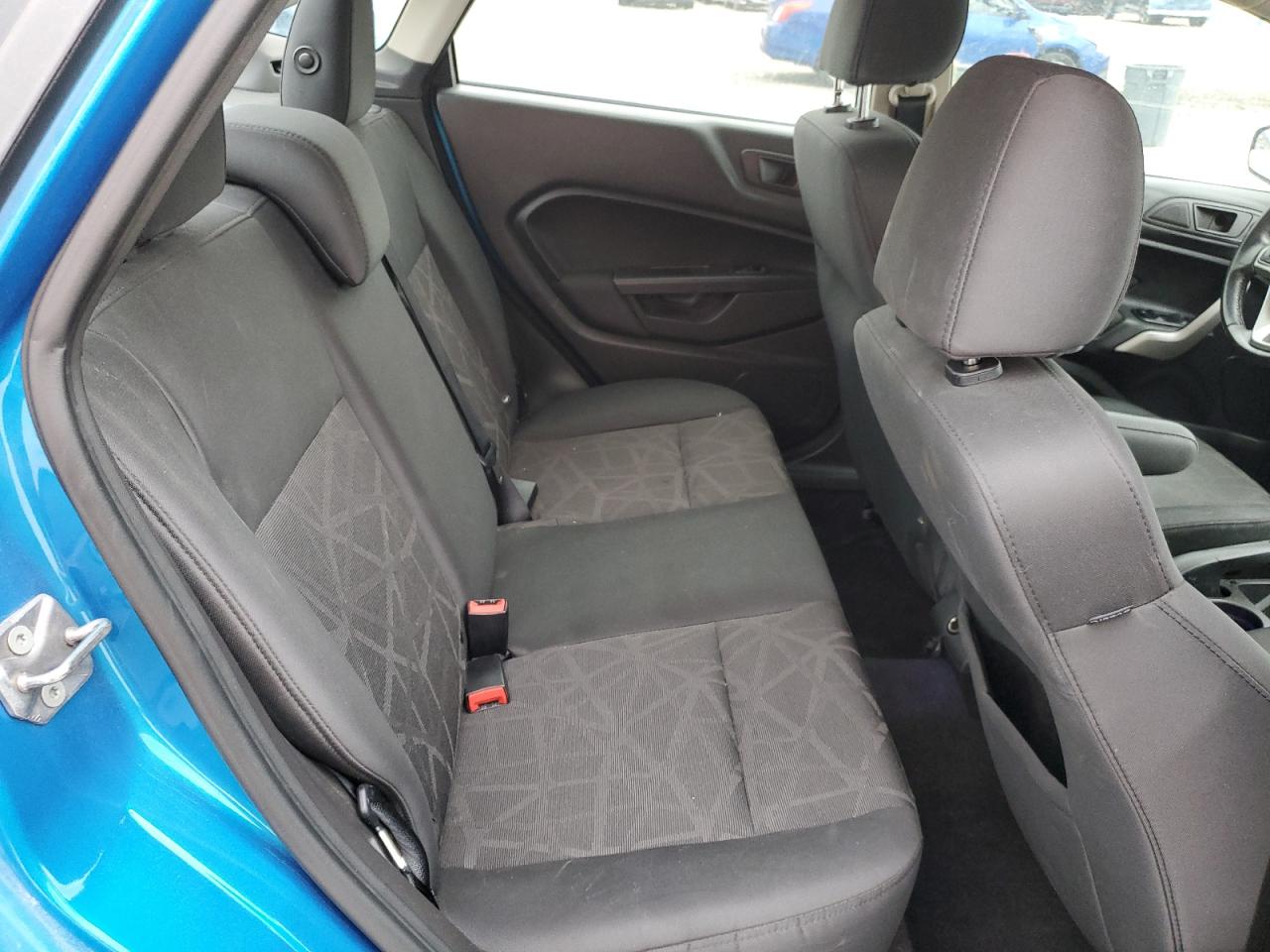 2013 Ford Fiesta - Image 10