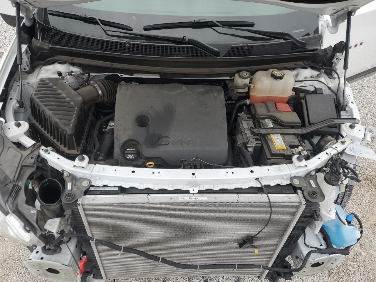 2020 Chevrolet Traverse - Image 13