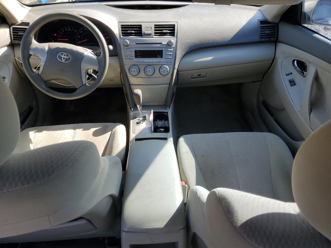 2011 Toyota Camry - Image 8