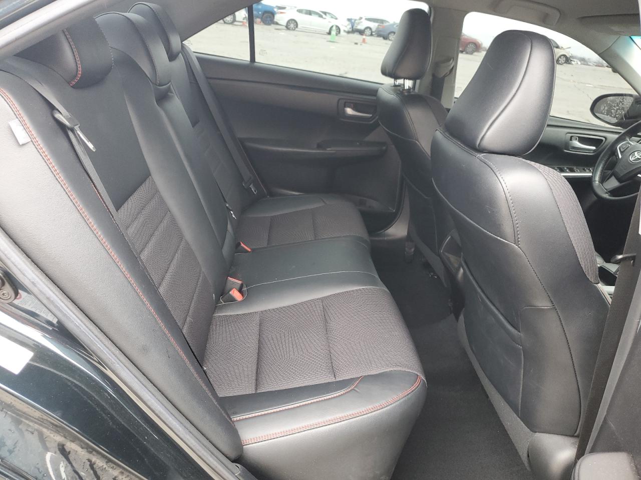 2016 Toyota Camry - Image 10