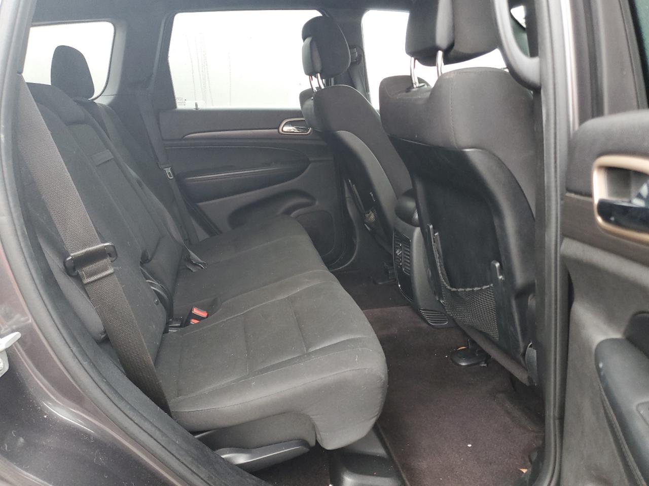2016 Jeep Grand Cherokee - Image 11