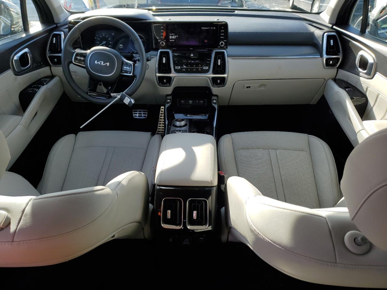2024 Kia Sorento - Image 8