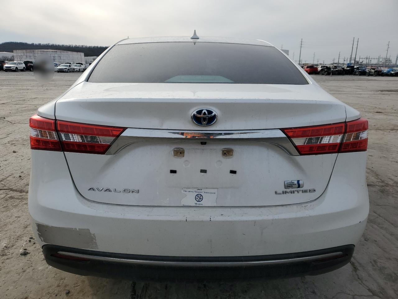 2014 Toyota Avalon - Image 6