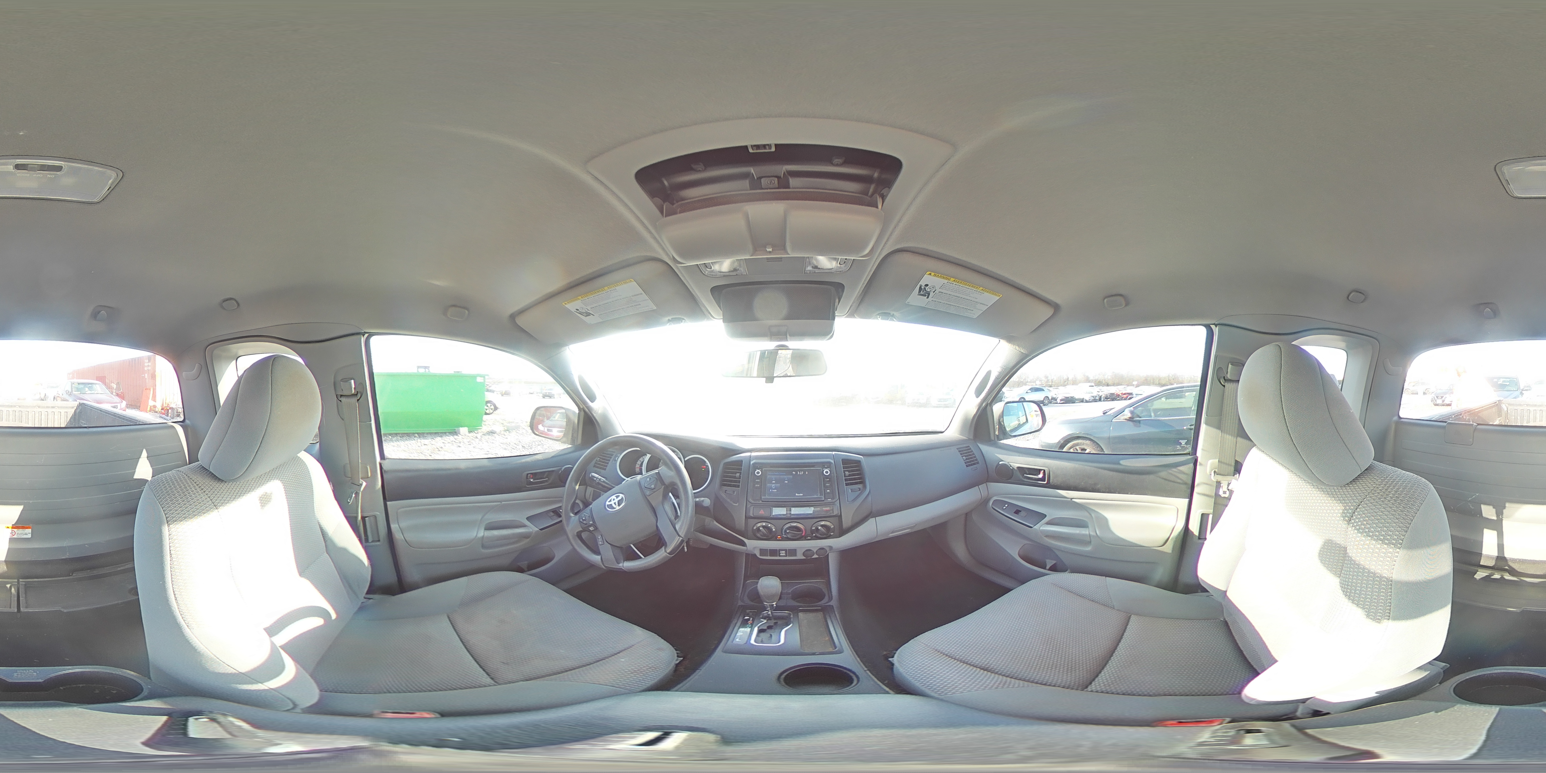 2015 Toyota Tacoma - Image 14