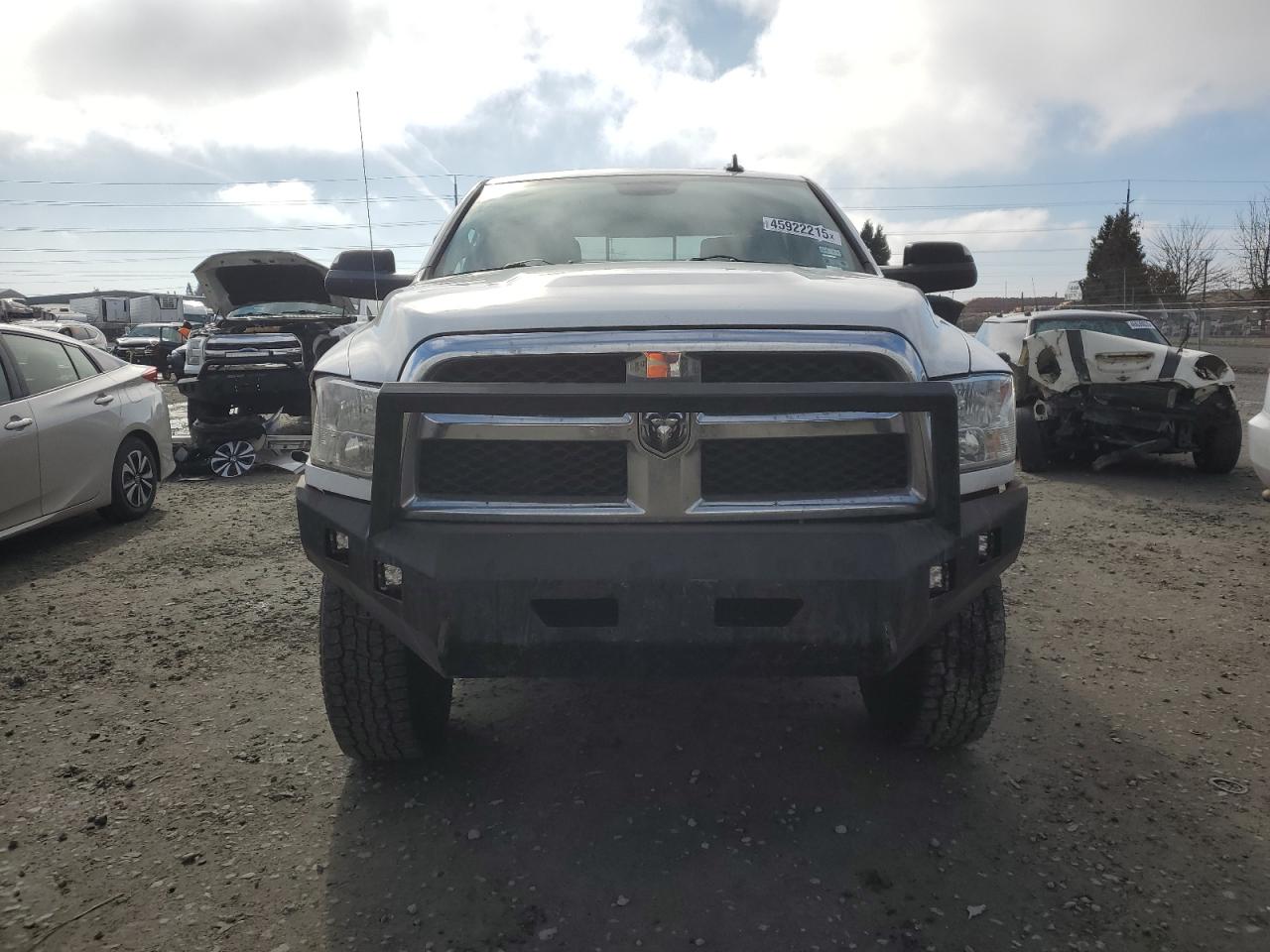 2015 RAM 2500 - Image 5