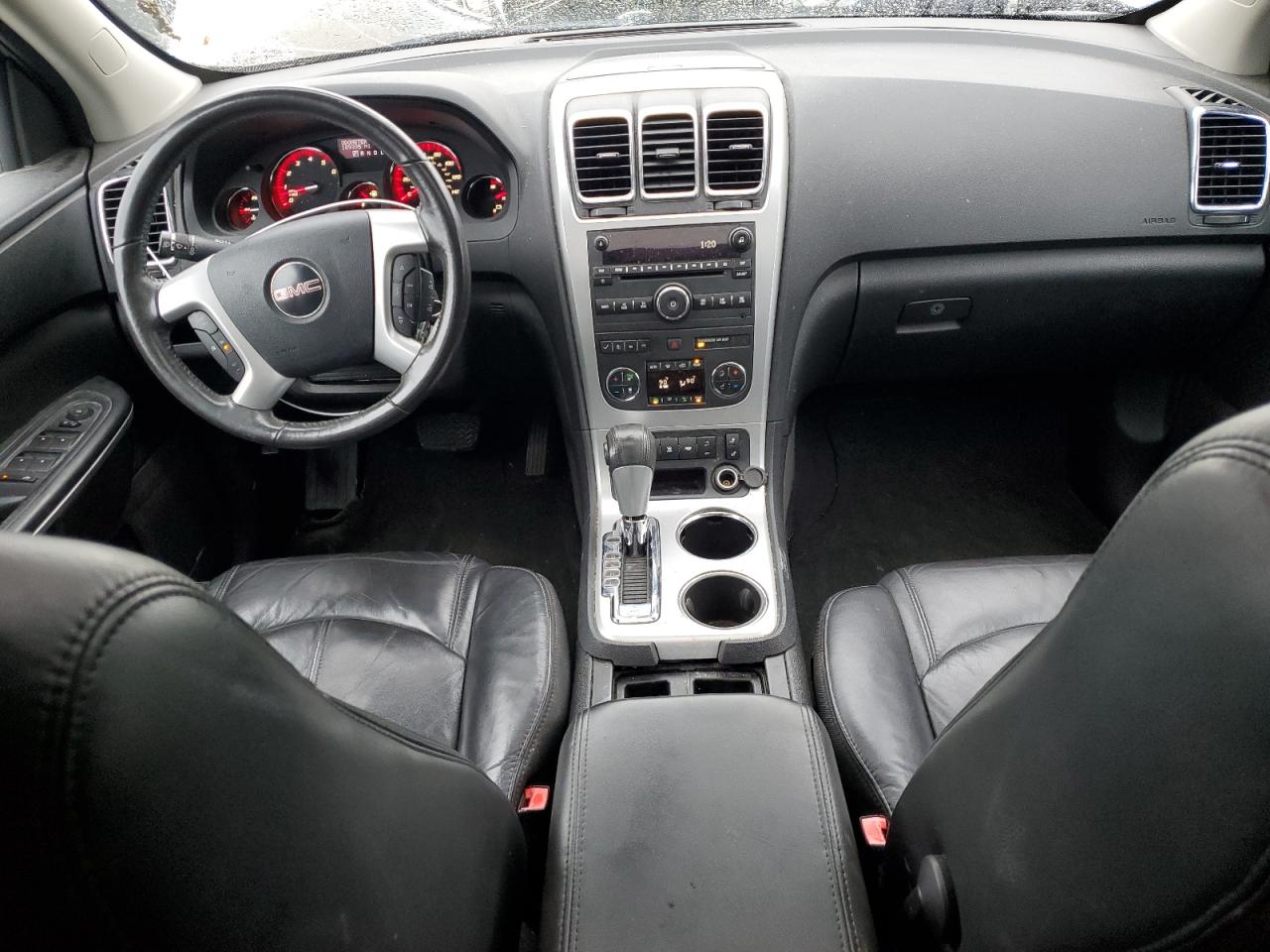 2011 GMC Acadia - Image 8