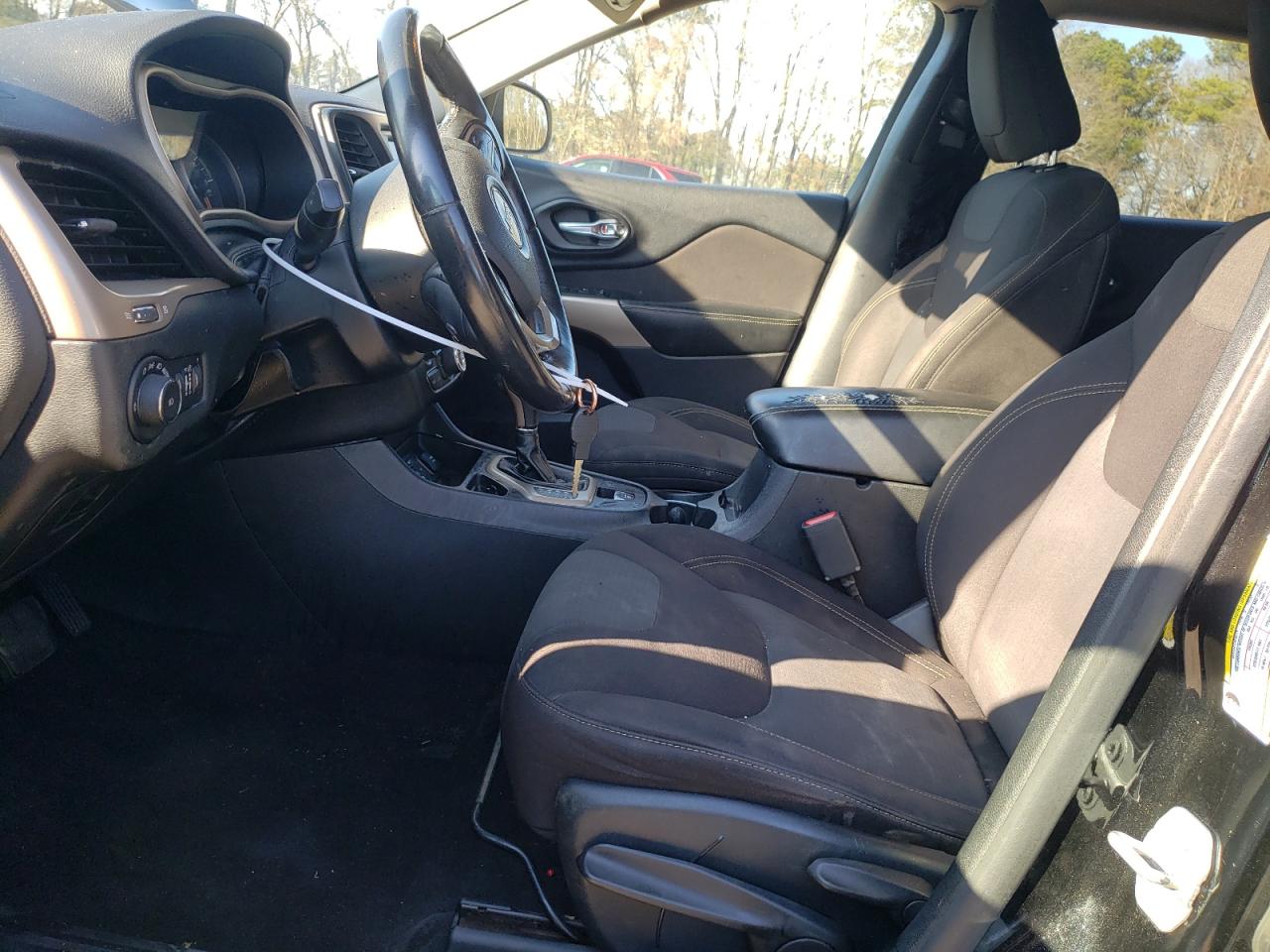 2017 Jeep Grand Cherokee - Image 7