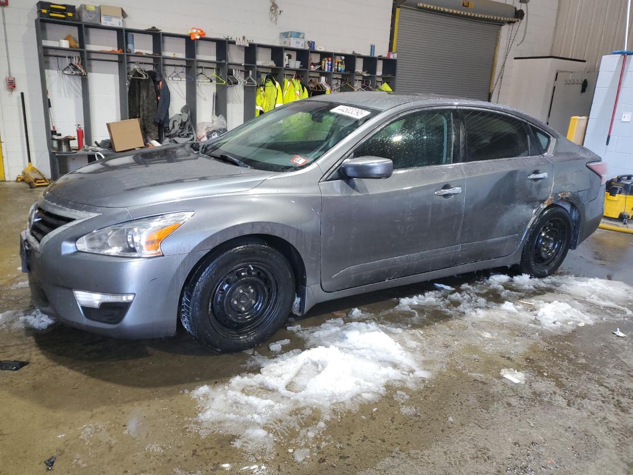 2015 Nissan Altima - Image 1