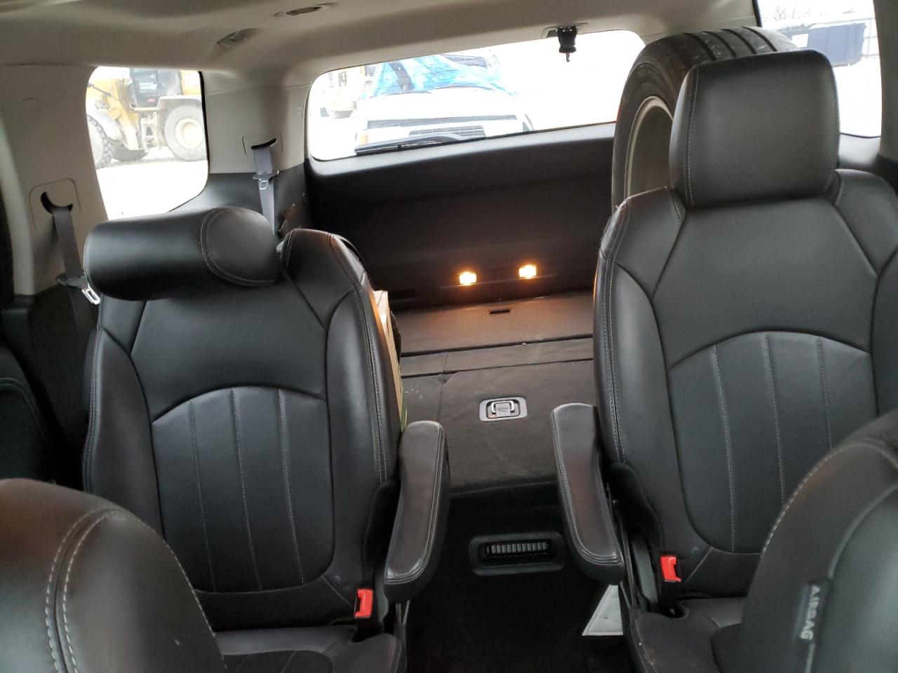 2014 GMC Acadia - Image 10