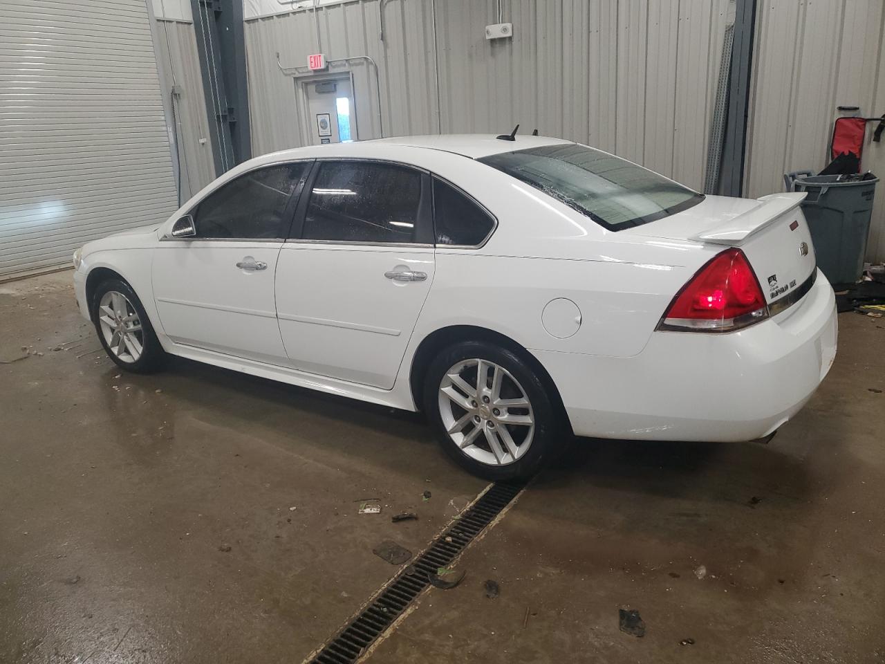 2010 Chevrolet Impala - Image 2