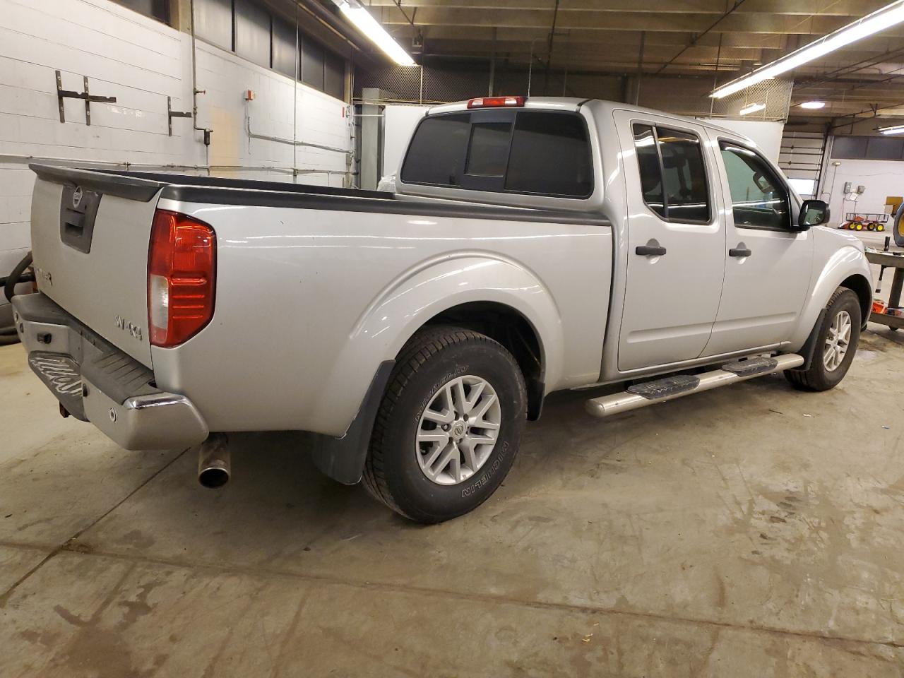 2015 Nissan Navara (Frontier) - Image 3