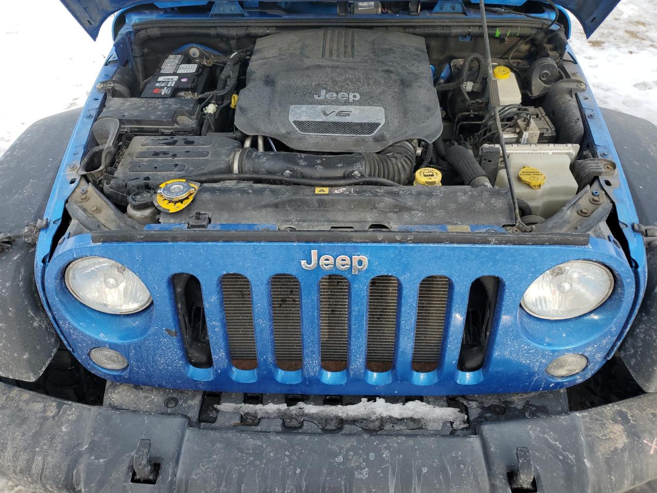 2016 Jeep Wrangler - Image 11