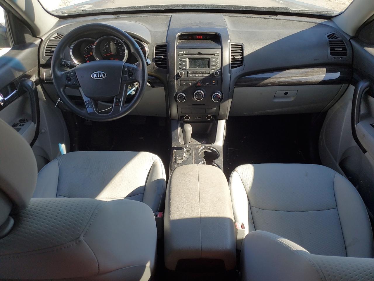 2013 Kia Sorento - Image 8