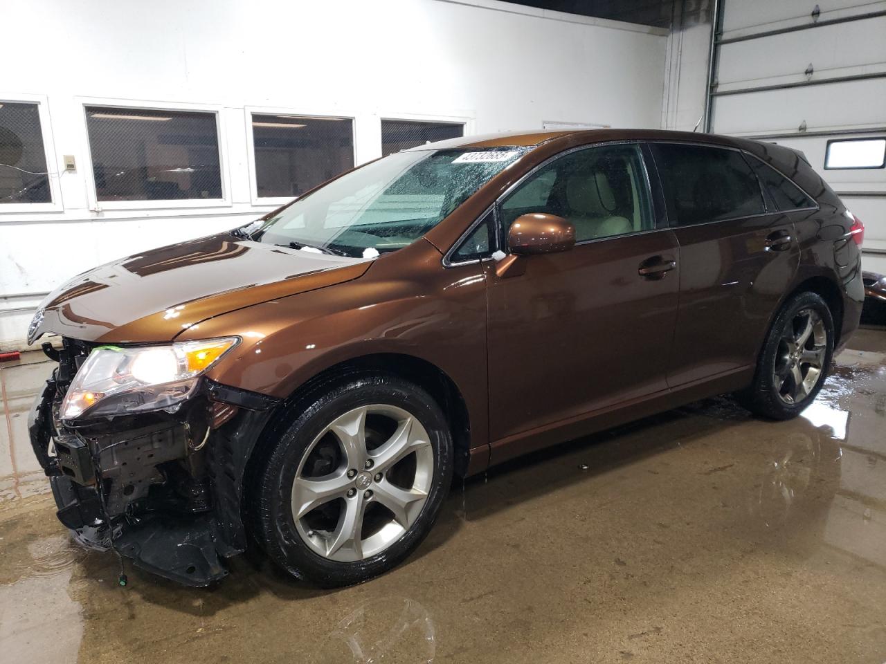 2012 Toyota Venza - Image 1