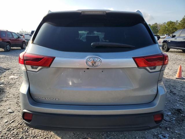  TOYOTA HIGHLANDER 2019 Srebrny