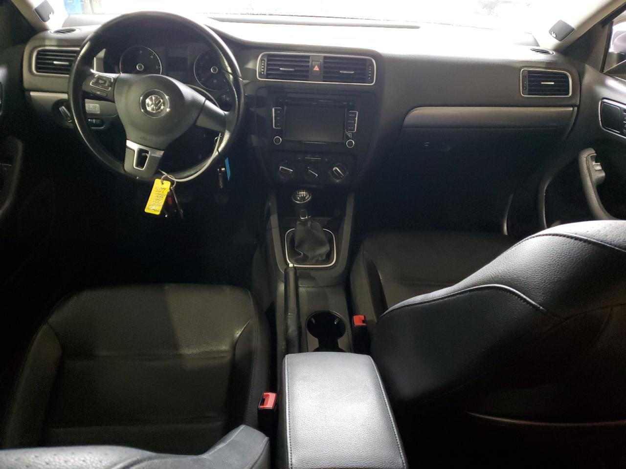 2014 Volkswagen Jetta - Image 8